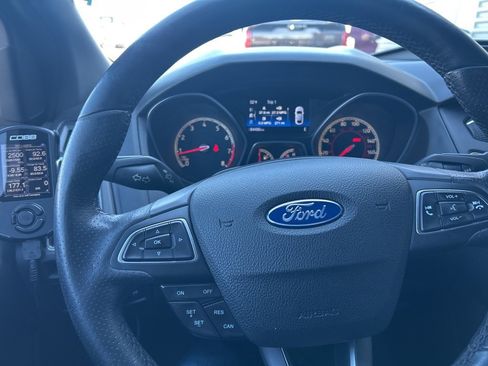 Used 2016 Ford Focus ST w/ Equipment Group 401A image 9