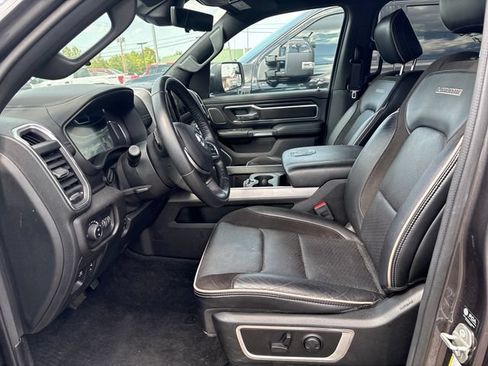Used 2023 RAM 1500 Laramie AWD/4WD image 6