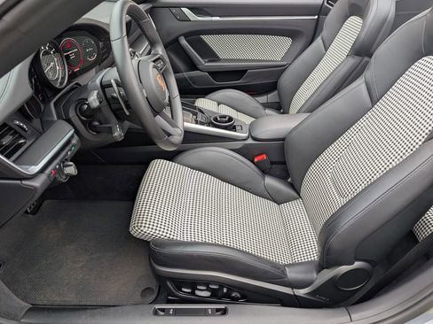 Certified 2024 Porsche 911 Turbo image 20