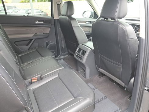 Used 2022 Volkswagen Atlas SE AWD/4WD image 11