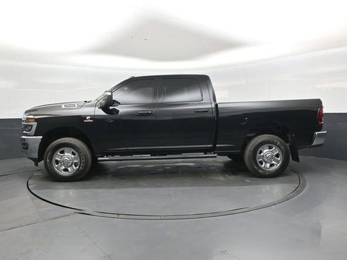 New 2026 RAM 2500 Tradesman AWD/4WD image 7