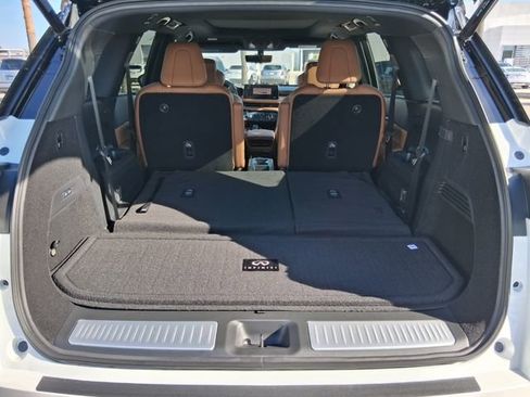 New 2026 INFINITI QX60 Autograph w/ Dark Cargo Package image 8