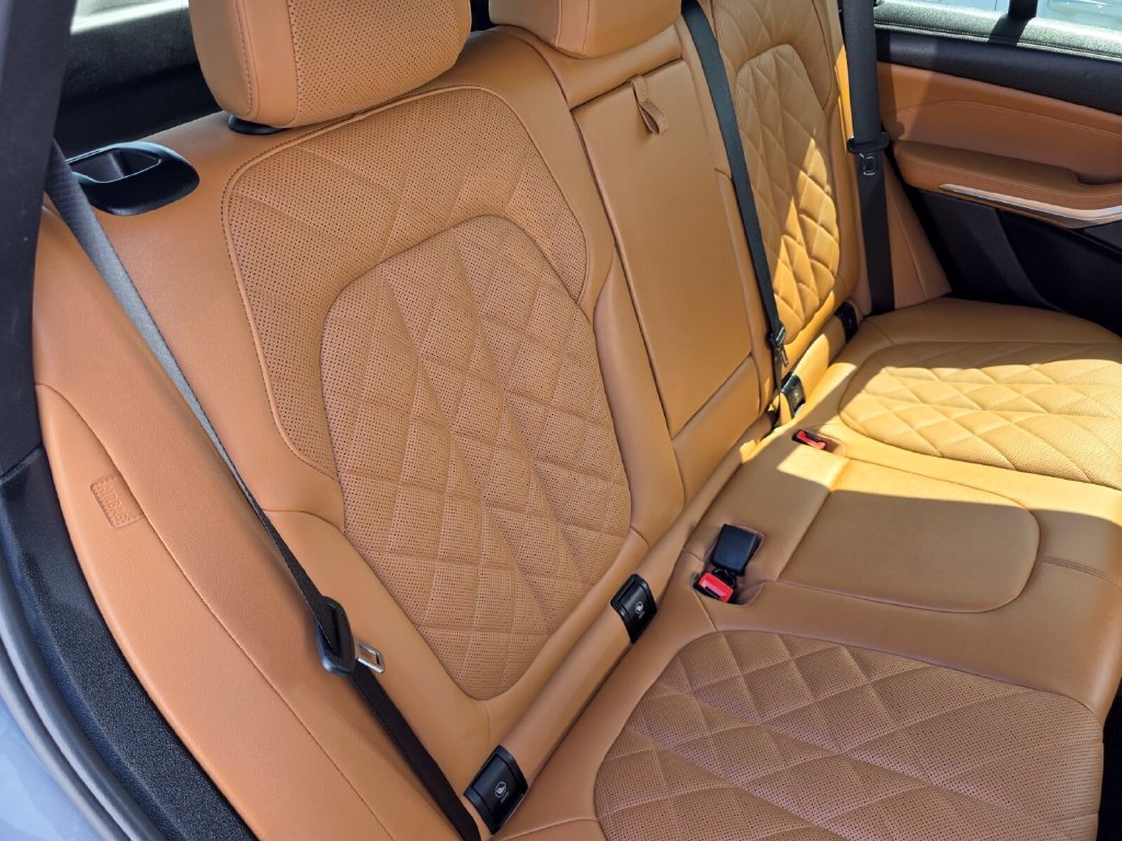 Certified 2025 BMW X5 sDrive40i w/ M Sport Package RWD image 27