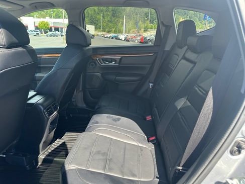 Used 2018 Honda CR-V Touring image 14