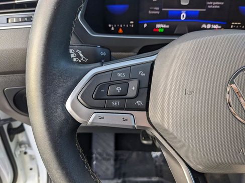 Certified 2022 Volkswagen Tiguan SE w/ Panoramic Sunroof Package image 27