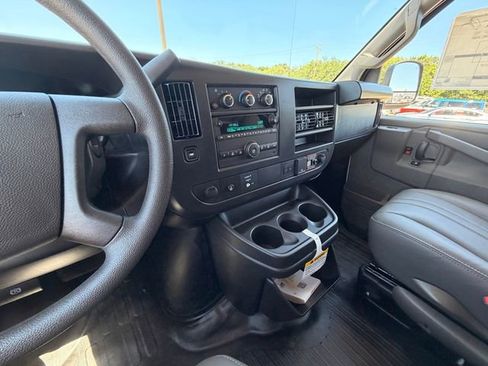 New 2026 Chevrolet Express 2500 Extended RWD image 23