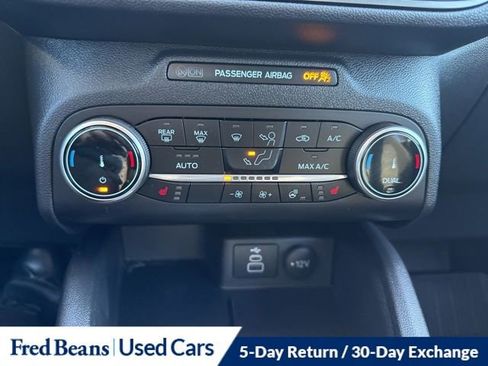 Used 2025 Ford Escape Active w/ Cold Weather Package AWD/4WD image 19