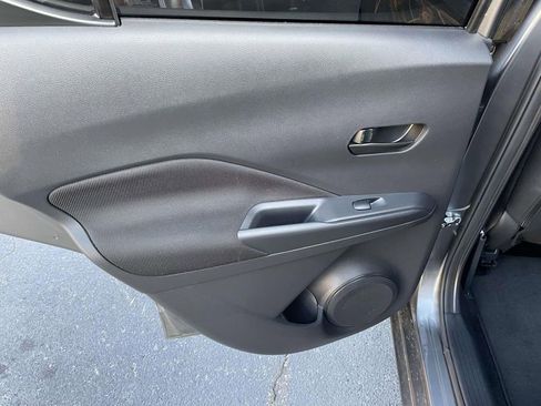 Used 2025 Nissan Kicks Play S image 22