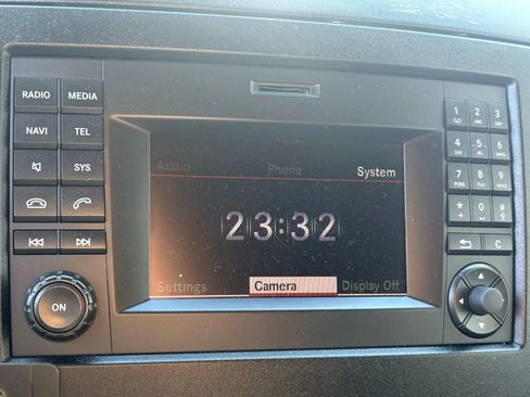 Used 2016 Mercedes-Benz Sprinter 3500 image 17