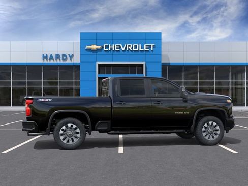 New 2026 Chevrolet Silverado 2500 Custom w/ Custom Value Package AWD/4WD image 5