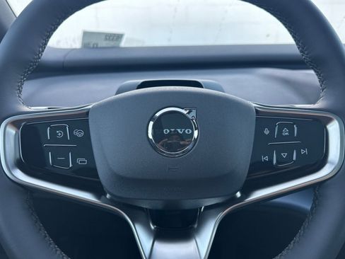New 2026 Volvo EX30 Plus w/ Climate Package image 25