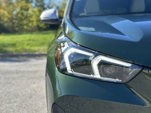 Used 2023 BMW X1 xDrive28i w/ Premium Package image 12