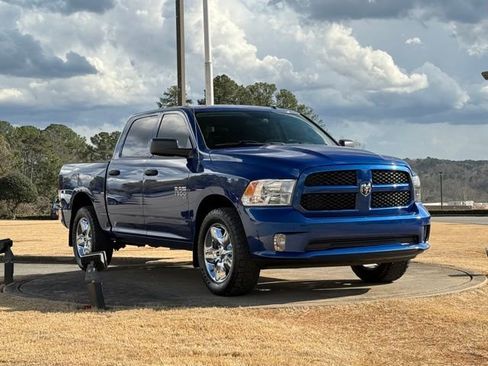 Used 2019 RAM 1500 Express w/ Express Value Package image 1