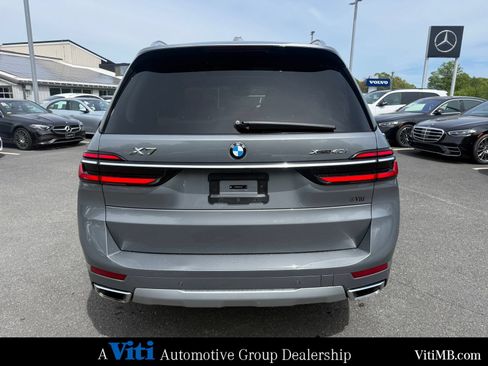 Used 2026 BMW X7 xDrive40i AWD/4WD image 6
