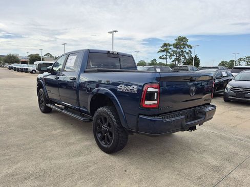 Used 2021 RAM 2500 Laramie w/ Night Edition AWD/4WD image 17