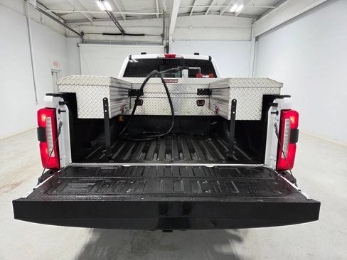 Used 2023 Ford F250 Lariat w/ Chrome Package AWD/4WD image 7