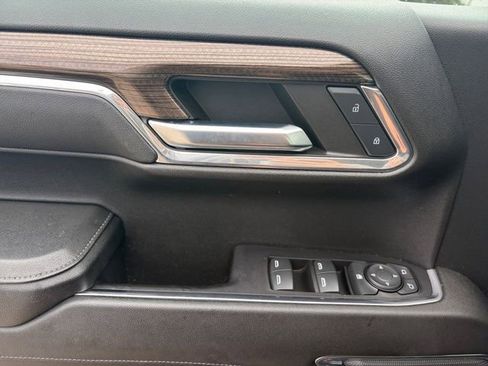 Used 2023 Chevrolet Silverado 1500 LT RWD image 4