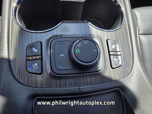 Used 2023 GMC Acadia SLT w/ Elevation Edition FWD image 27