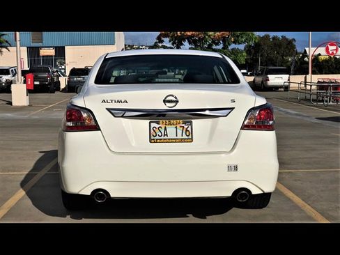 Used 2015 Nissan Altima 2.5 S w/ Power Driver Seat Package FWD image 6