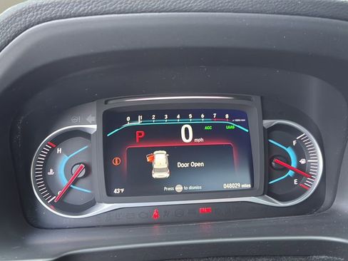 Used 2021 Honda Pilot Touring image 13