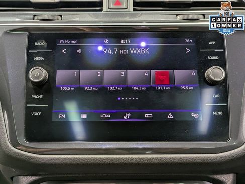 Used 2022 Volkswagen Tiguan SE R-Line AWD/4WD image 14