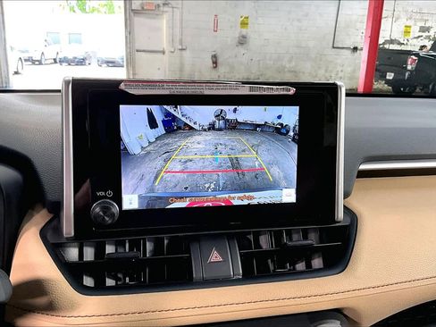 Certified 2024 Toyota RAV4 LE AWD/4WD image 26