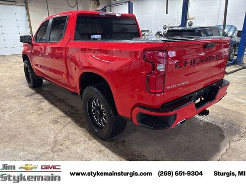 Used 2022 Chevrolet Silverado 1500 RST AWD/4WD image 9
