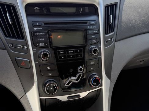 Used 2013 Hyundai Sonata GLS FWD image 16