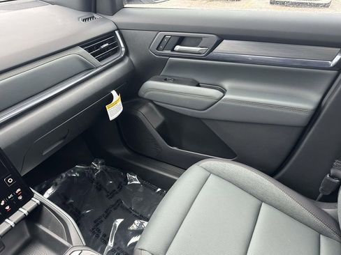 New 2026 GMC Terrain AT4 w/ Convenience Package III image 35