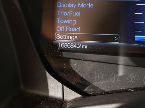 Used 2015 Ford Expedition Limited AWD/4WD image 28