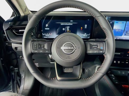 New 2026 Nissan Kicks SR FWD image 12