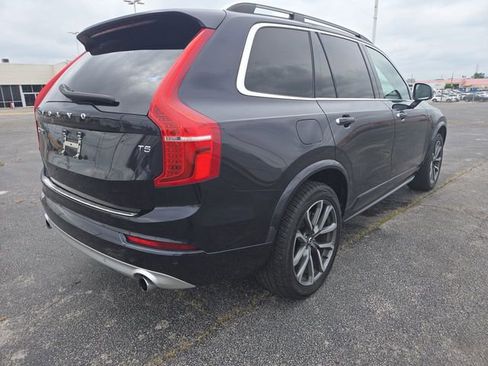 Used 2019 Volvo XC90 T5 Momentum w/ Protection Package Premier FWD image 8