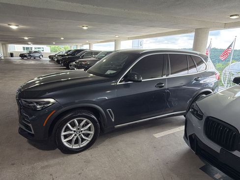 Used 2020 BMW X5 xDrive40i w/ Premium Package AWD/4WD image 10