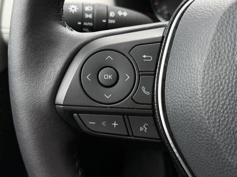 Used 2021 Toyota RAV4 XLE w/ Convenience Package AWD/4WD image 32