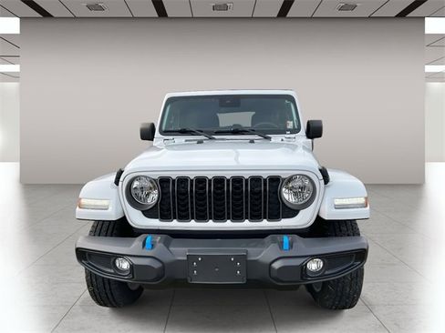 Used 2024 Jeep Wrangler Unlimited w/ Convenience Group image 8