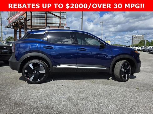 New 2026 Nissan Kicks SR FWD image 37