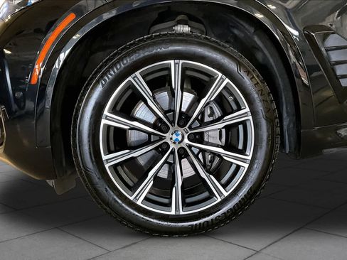 Used 2026 BMW X5 xDrive40i AWD/4WD image 11