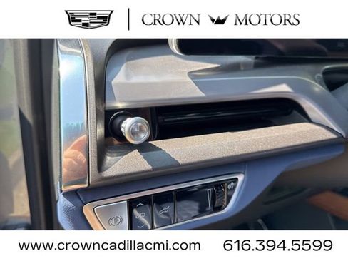New 2026 Cadillac Vistiq Premium Luxury AWD/4WD image 20