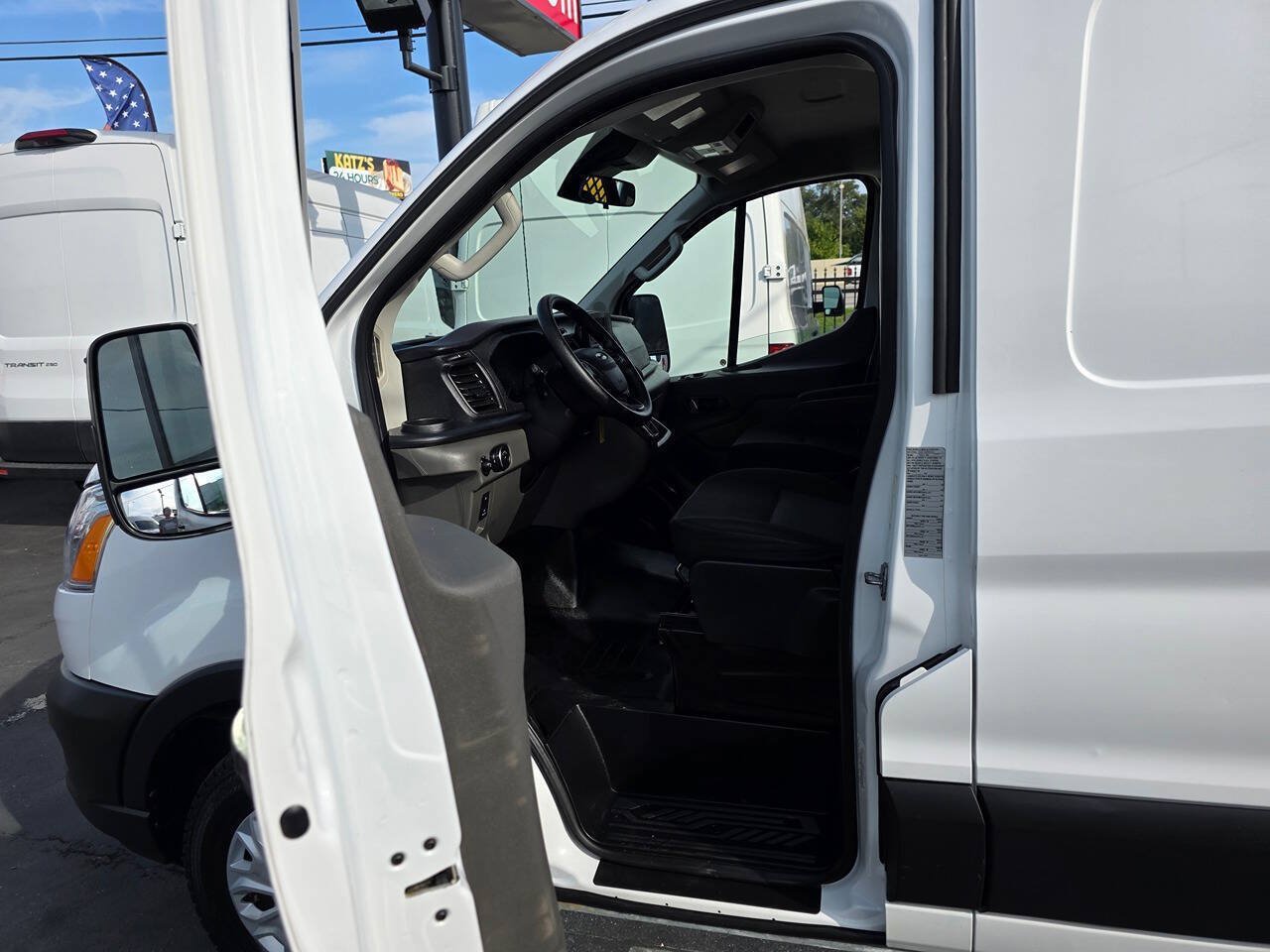 Used 2022 Ford Transit 250 Low Roof w/ Exterior Upgrade Package RWD image 13
