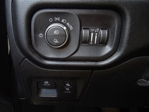 Used 2022 RAM 1500 Laramie image 12