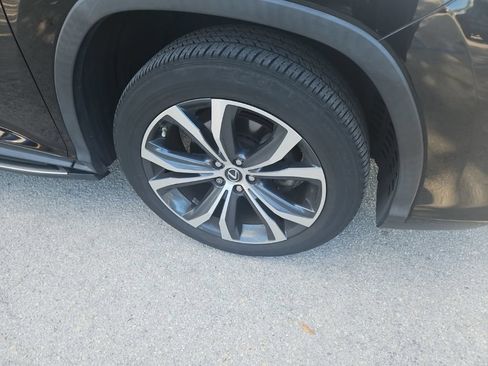 Used 2019 Lexus RX 350 FWD w/ Premium Package image 4