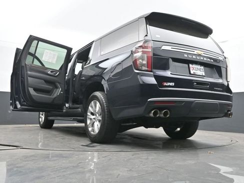 Used 2023 Chevrolet Suburban Premier AWD/4WD image 76