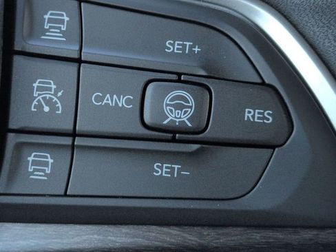 New 2026 Jeep Grand Cherokee L 4WD image 19