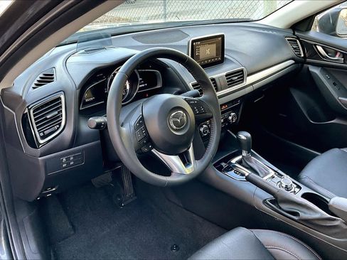 Used 2016 MAZDA MAZDA3 s Grand Touring image 17