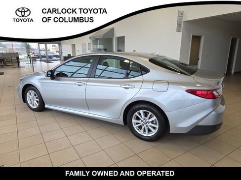 Used 2025 Toyota Camry LE FWD image 10