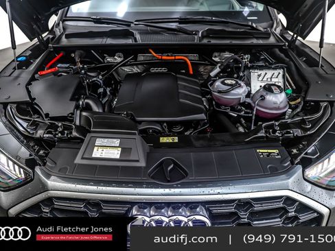 Used 2024 Audi Q5 e Prestige image 11