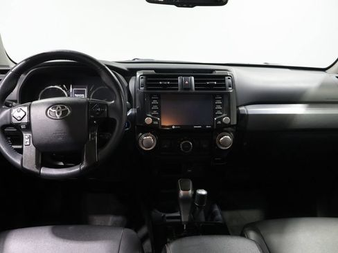 Used 2020 Toyota 4Runner TRD Off-Road Premium w/ Moonroof Package AWD/4WD image 15