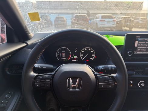 Used 2024 Honda HR-V Sport image 16