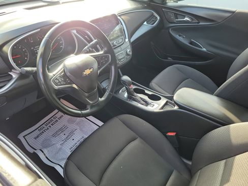 Used 2024 Chevrolet Malibu RS image 5