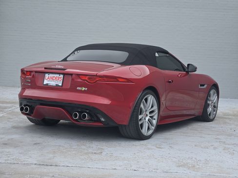 Used 2016 Jaguar F-TYPE R image 8